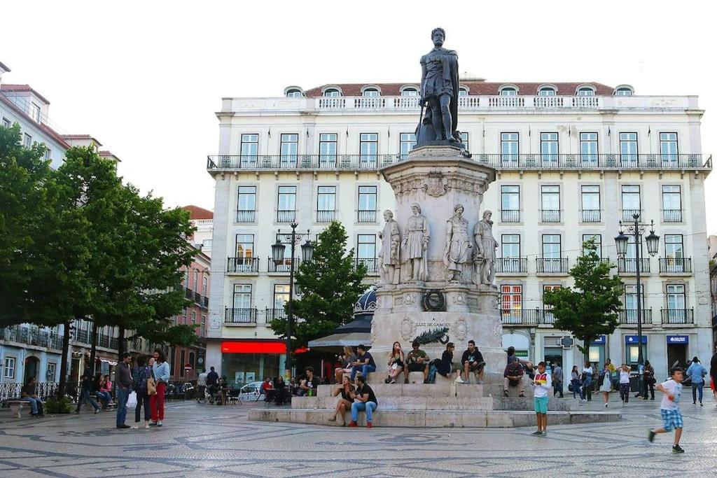 B1 Bairro Alto - Bica Spacious Bright Apartment