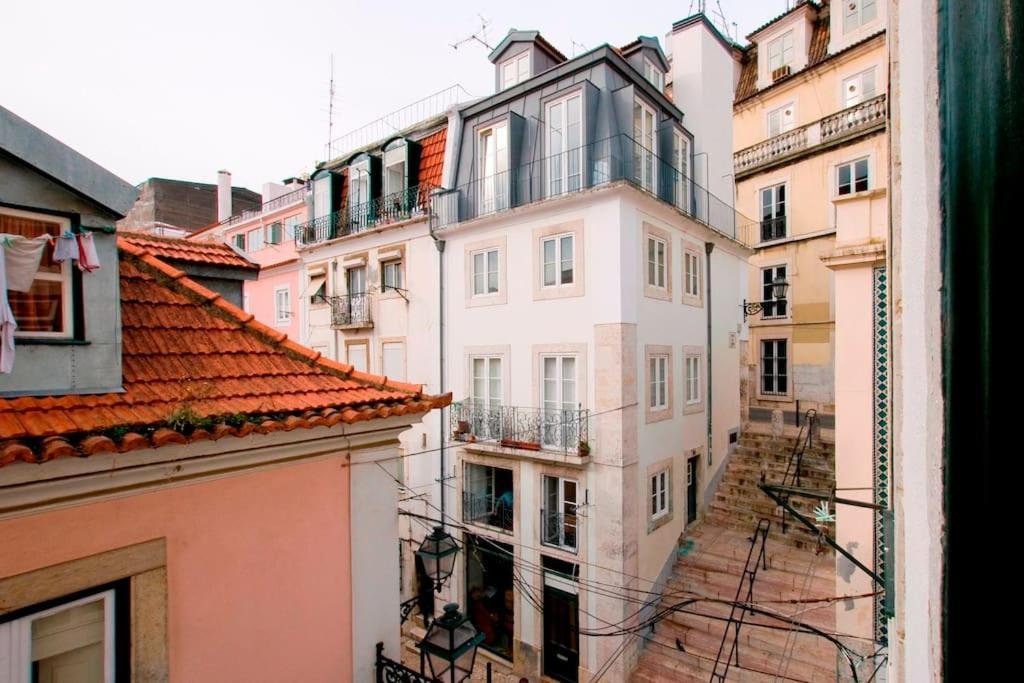 Apartment B1 Bairro Alto - Bica Spacious Bright Lisbon
