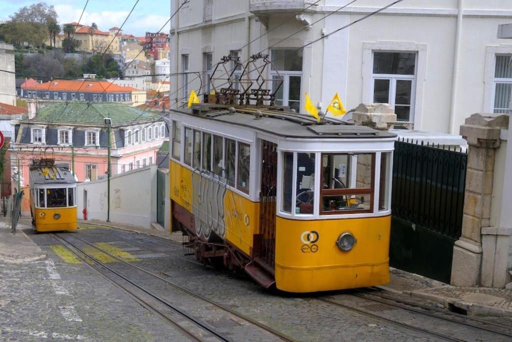 B1 Bairro Alto - Bica Spacious Bright Apartment Lisbon