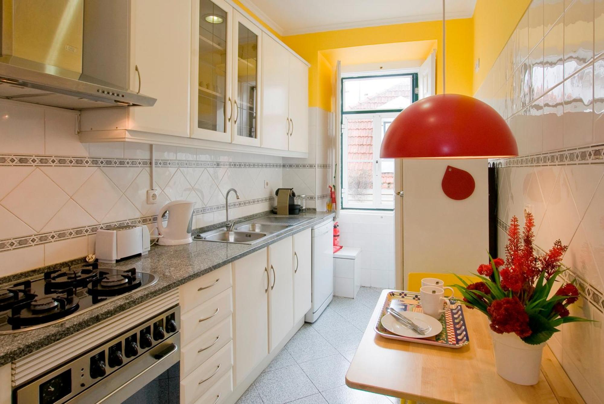 B1 Bairro Alto - Bica Spacious Bright Apartment