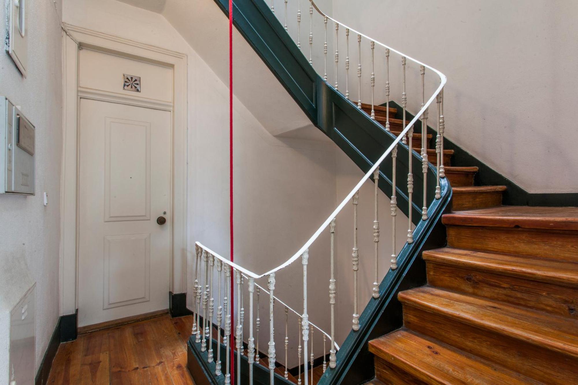 B1 Bairro Alto - Bica Spacious Bright Lisbon