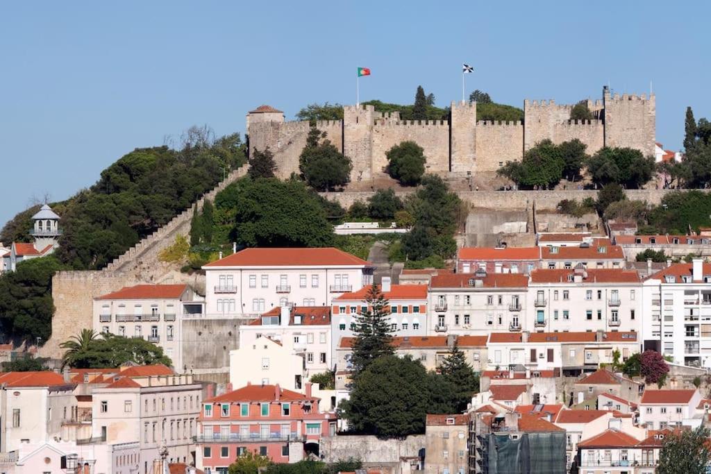 B1 Bairro Alto - Bica Spacious Bright Apartment *